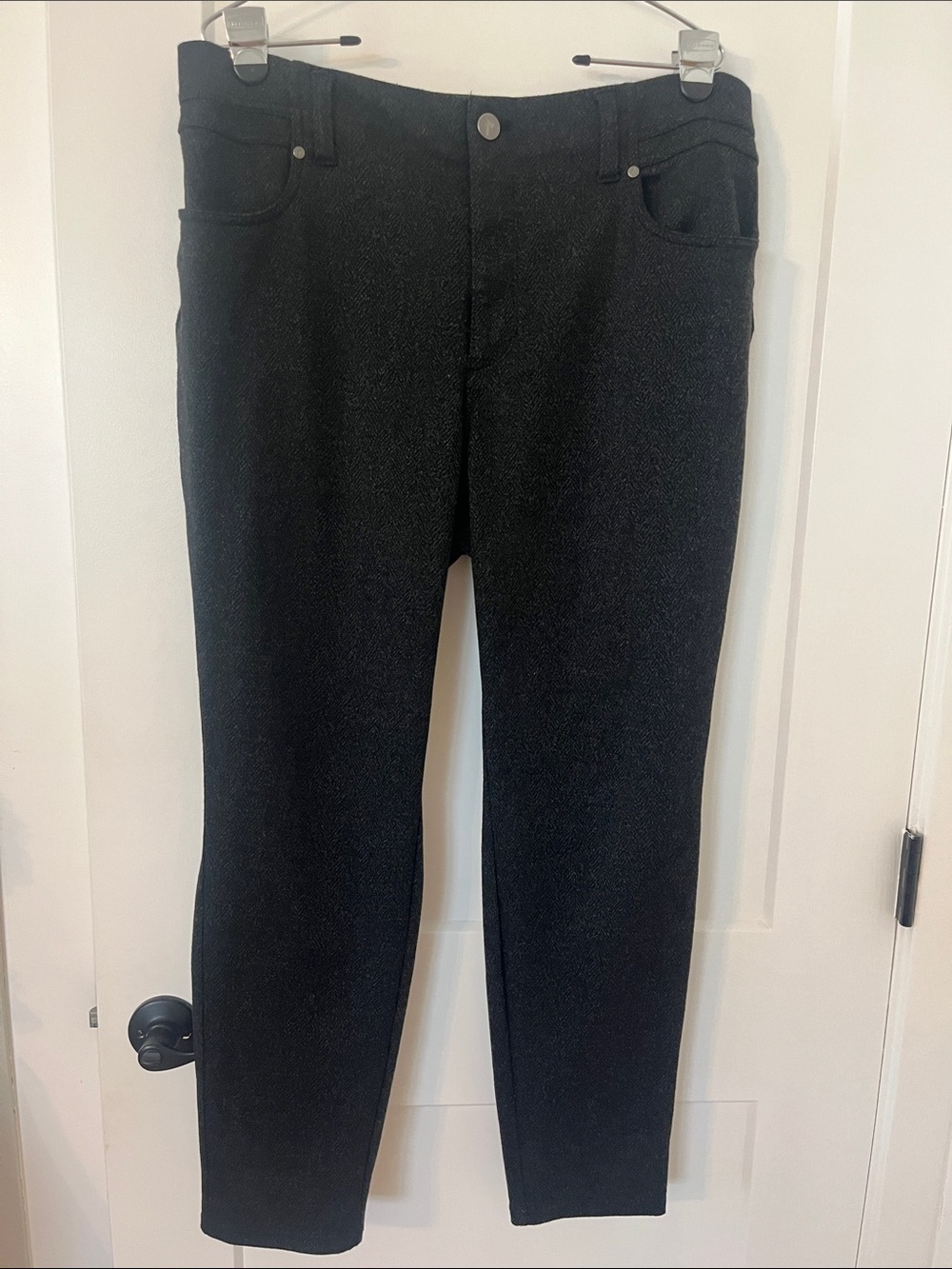 Simply Vera Vera Wang Black Slim Women's Pants